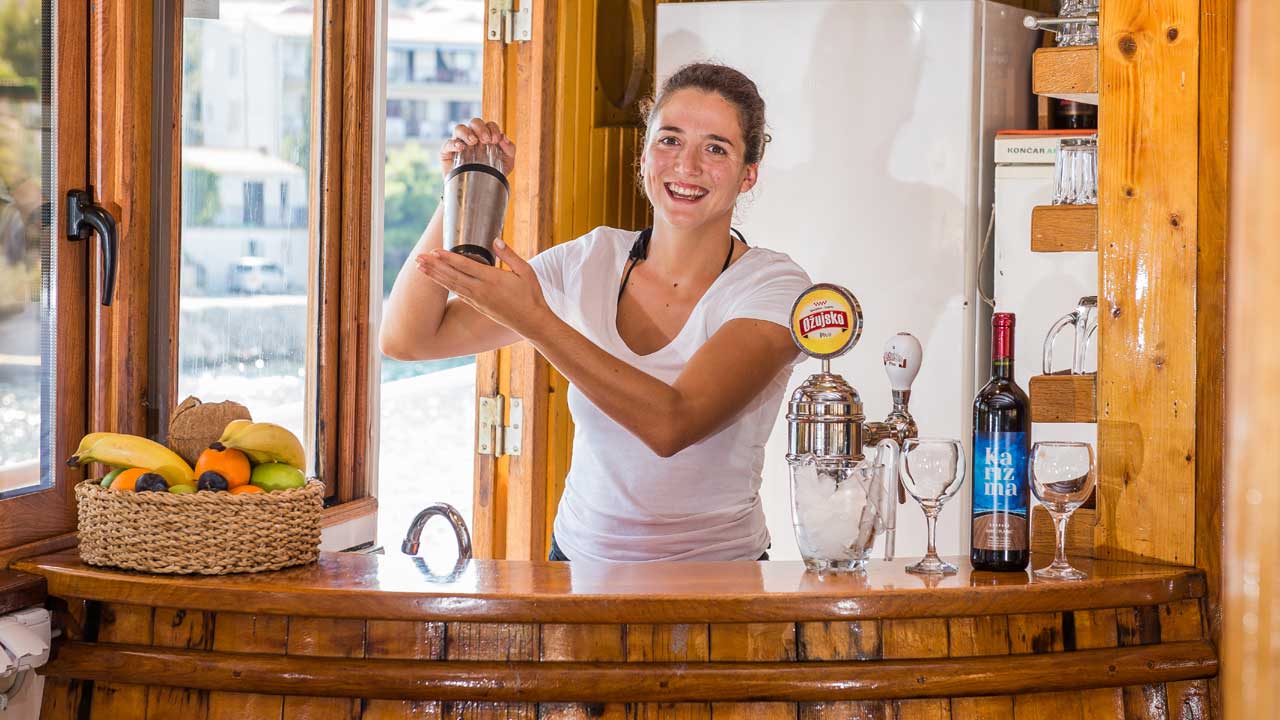 Wanderreise Kroatien Bar auf dem Schiff
